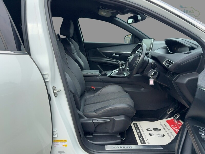 Peugeot 1.2 PURETECH GT LINE SUV 5DR PETROL MANUAL SATNAV BLUETOOTH DAB RADIO APPLE CARPLAY REAR CAMERA PARKING AIDS 64000 MILES FSH 8 SERVICES NO ULEZ CHARGE 72-74 Mitcham Road