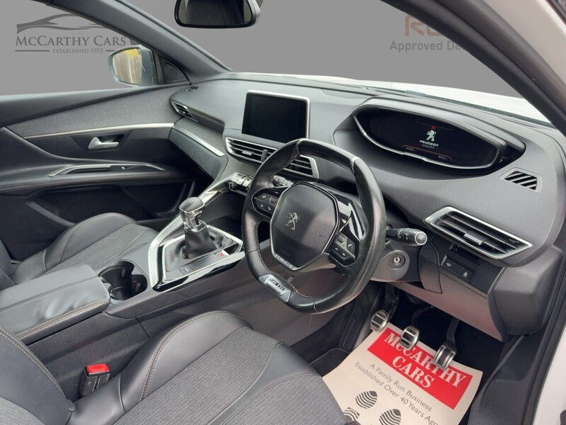 Peugeot 1.2 PURETECH GT LINE SUV 5DR PETROL MANUAL SATNAV BLUETOOTH DAB RADIO APPLE CARPLAY REAR CAMERA PARKING AIDS 64000 MILES FSH 8 SERVICES NO ULEZ CHARGE 72-74 Mitcham Road