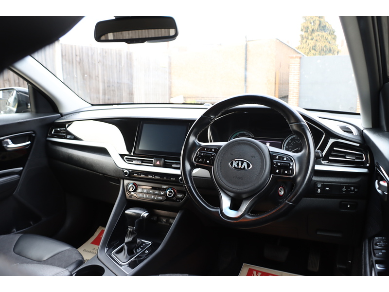 Kia 1.6 GDI 2 SUV 5DR PETROL HYBRID DCT AUTO SATNAV BLUETOOTH DAB RADIO APPLE CARPLAY REAR CAMERA PARKING AIDS JUST 2 OWNERS 69000 MILES SH NO ULEZ CHARGE 72-74 Mitcham Road