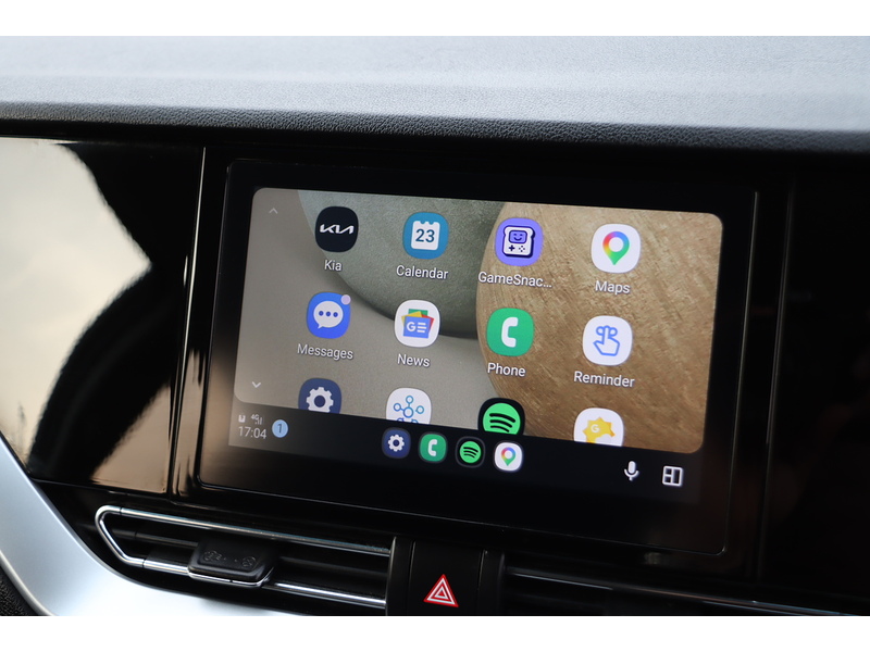 Kia 1.6 GDI 2 SUV 5DR PETROL HYBRID DCT AUTO SATNAV BLUETOOTH DAB RADIO APPLE CARPLAY REAR CAMERA PARKING AIDS JUST 2 OWNERS 69000 MILES SH NO ULEZ CHARGE 72-74 Mitcham Road