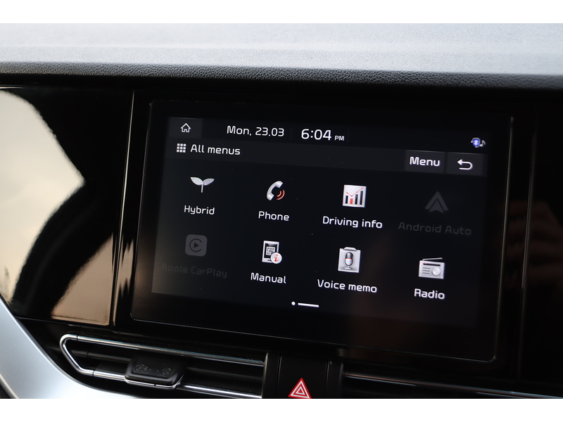 Kia 1.6 GDI 2 SUV 5DR PETROL HYBRID DCT AUTO SATNAV BLUETOOTH DAB RADIO APPLE CARPLAY REAR CAMERA PARKING AIDS JUST 2 OWNERS 69000 MILES SH NO ULEZ CHARGE 72-74 Mitcham Road