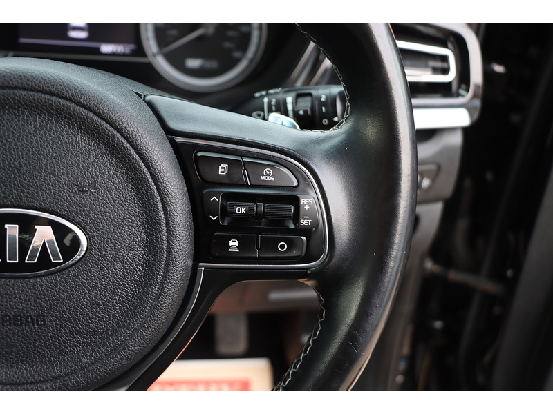 Kia 1.6 GDI 2 SUV 5DR PETROL HYBRID DCT AUTO SATNAV BLUETOOTH DAB RADIO APPLE CARPLAY REAR CAMERA PARKING AIDS JUST 2 OWNERS 69000 MILES SH NO ULEZ CHARGE 72-74 Mitcham Road