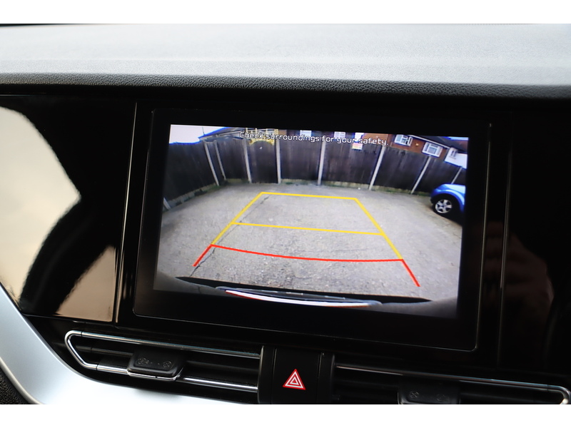 Kia 1.6 GDI 2 SUV 5DR PETROL HYBRID DCT AUTO SATNAV BLUETOOTH DAB RADIO APPLE CARPLAY REAR CAMERA PARKING AIDS JUST 2 OWNERS 69000 MILES SH NO ULEZ CHARGE 72-74 Mitcham Road