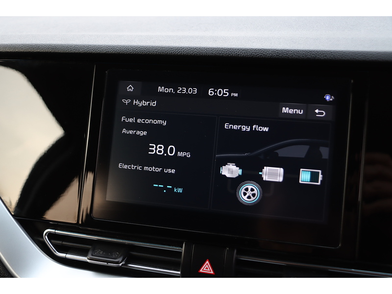 Kia 1.6 GDI 2 SUV 5DR PETROL HYBRID DCT AUTO SATNAV BLUETOOTH DAB RADIO APPLE CARPLAY REAR CAMERA PARKING AIDS JUST 2 OWNERS 69000 MILES SH NO ULEZ CHARGE 72-74 Mitcham Road