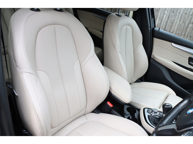 BMW 218I 1.5 M SPORT MPV 5DR PETROL MANUAL 7 SEATER SATNAV BLUETOOTH DAB STEREO CD PLAYER PARKING AIDS JUST 2 OWNERS SAME OWNER FOR 9 YEARS 66000 MILES SH 72-74 Mitcham Road