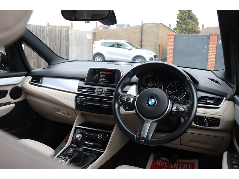 BMW 218I 1.5 M SPORT MPV 5DR PETROL MANUAL 7 SEATER SATNAV BLUETOOTH DAB STEREO CD PLAYER PARKING AIDS JUST 2 OWNERS SAME OWNER FOR 9 YEARS 66000 MILES SH 72-74 Mitcham Road