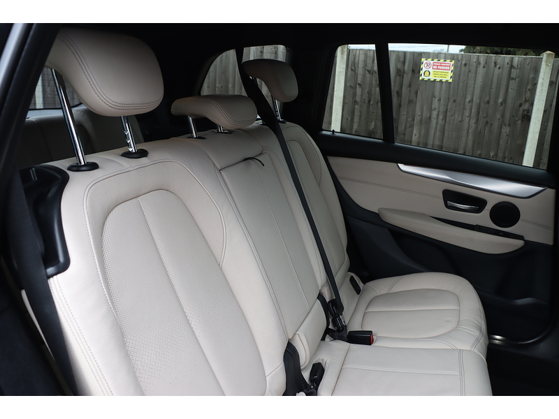 BMW 218I 1.5 M SPORT MPV 5DR PETROL MANUAL 7 SEATER SATNAV BLUETOOTH DAB STEREO CD PLAYER PARKING AIDS JUST 2 OWNERS SAME OWNER FOR 9 YEARS 66000 MILES SH 72-74 Mitcham Road