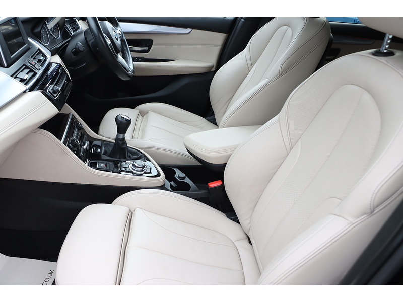 BMW 218I 1.5 M SPORT MPV 5DR PETROL MANUAL 7 SEATER SATNAV BLUETOOTH DAB STEREO CD PLAYER PARKING AIDS JUST 2 OWNERS SAME OWNER FOR 9 YEARS 66000 MILES SH 72-74 Mitcham Road