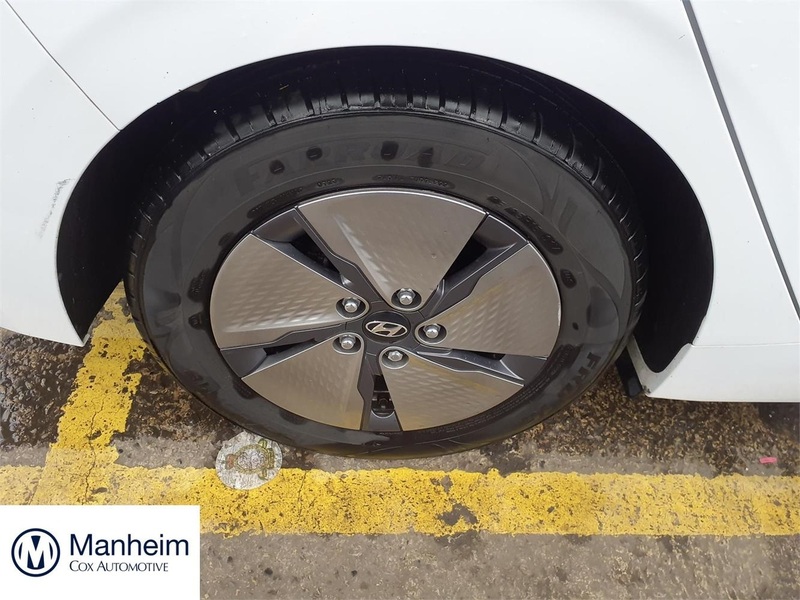 Hyundai 1.6 h-GDi Premium Hatchback 5dr Petrol Hybrid DCT Euro 6 (s/s) (141 ps) 72-74 Mitcham Road