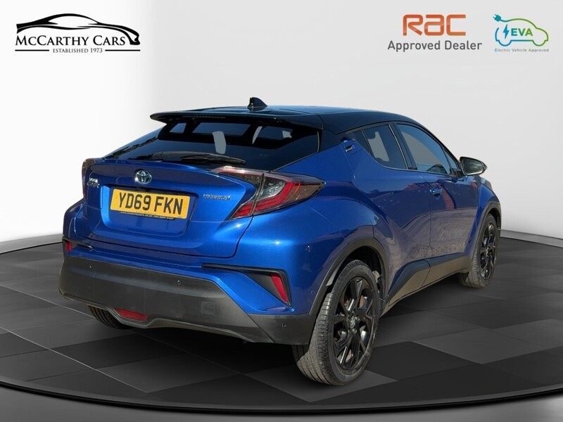 Toyota 1.8 VVT-H DYNAMIC SUV 5DR PETROL HYBRID CVT AUTO HEATED SEATS SAT NAV BLUETOOTH DAB STEREO REAR CAMERA PARKING AIDS JUST 2 OWNERS ONLY 76000 MILES SH 72-74 Mitcham Road