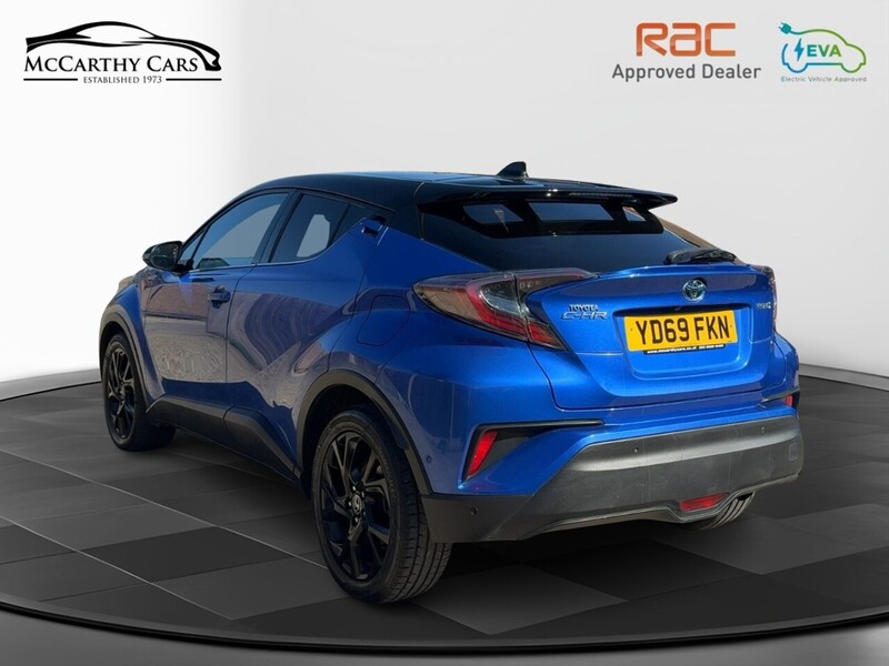 Toyota 1.8 VVT-H DYNAMIC SUV 5DR PETROL HYBRID CVT AUTO HEATED SEATS SAT NAV BLUETOOTH DAB STEREO REAR CAMERA PARKING AIDS JUST 2 OWNERS ONLY 76000 MILES SH 72-74 Mitcham Road