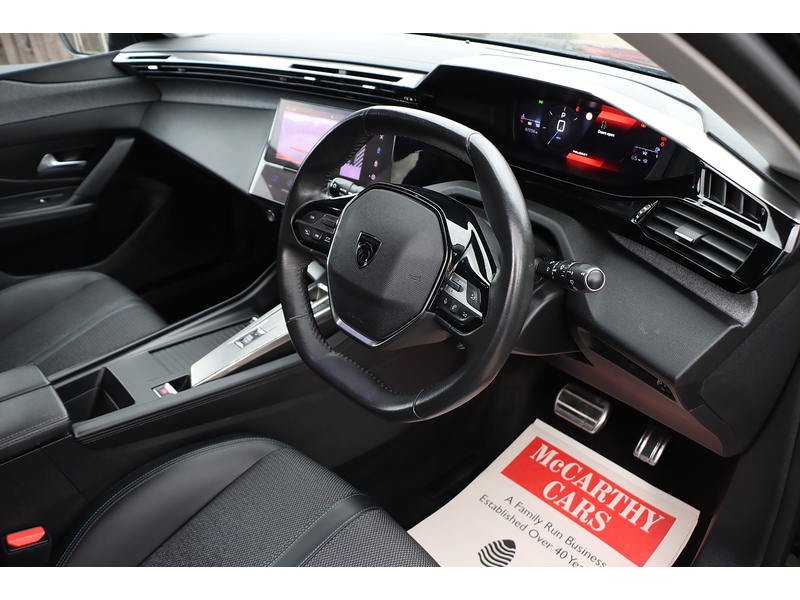 Peugeot 1.2 PURETECH ALLURE PREMIUM HATCHBACK 5DR PETROL EAT AUTO SAT NAV BLUETOOTH DAB STEREO APPLE CARPLAY REAR CAM PARKING AIDS JUST 1 OWNER 67000 MILES SH 72-74 Mitcham Road