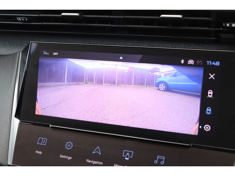 Peugeot 1.2 PURETECH ALLURE PREMIUM HATCHBACK 5DR PETROL EAT AUTO SAT NAV BLUETOOTH DAB STEREO APPLE CARPLAY REAR CAM PARKING AIDS JUST 1 OWNER 67000 MILES SH 72-74 Mitcham Road