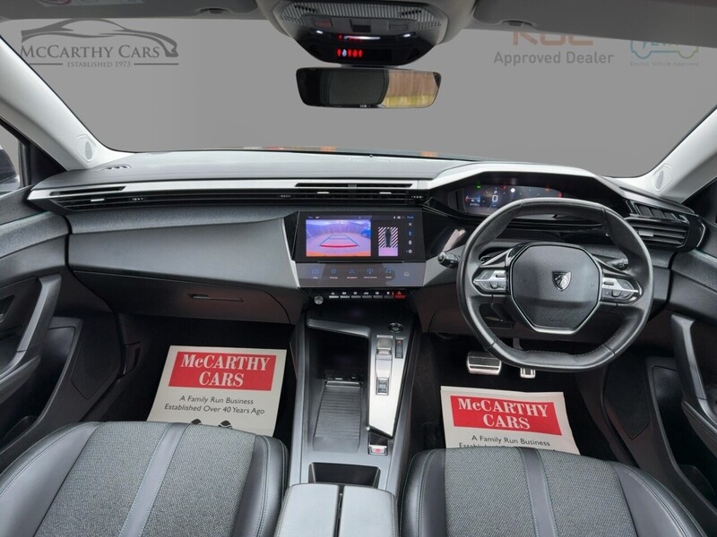 Peugeot 1.2 PURETECH ALLURE PREMIUM HATCHBACK 5DR PETROL EAT AUTO SAT NAV BLUETOOTH DAB STEREO APPLE CARPLAY REAR CAM PARKING AIDS JUST 1 OWNER 67000 MILES SH 72-74 Mitcham Road