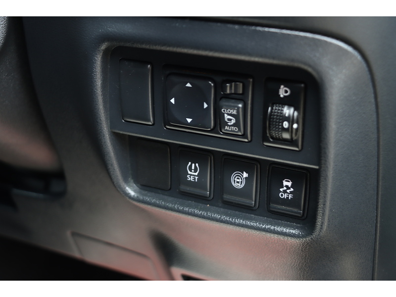 Nissan 1.6 TEKNA SUV 5DR PETROL XTRON AUTO HEATED SEATS SAT NAV BLUETOOTH DAB STEREO REAR CAMERA JUST 1 OWNER FROM NEW ONLY 48000 MILES FSH NO ULEZ CHARGE 72-74 Mitcham Road