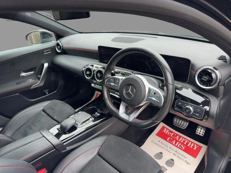 Mercedes-Benz A180 1.3 AMG LINE (EXECUTIVE) HATCHBACK 5DR PETROL 7G-DCT AUTO HEATED SEATS SAT NAV BLUETOOTH APPLE CARPLAY REAR CAM JUST 2 OWNERS ONLY 60000 MILES SH 72-74 Mitcham Road