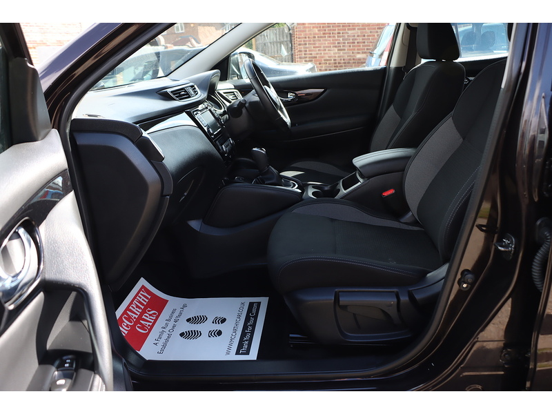 Nissan 1.3 DIG-T ACENTA PREMIUM SUV 5DR PETROL DCT AUTO SAT NAV BLUETOOTH DAB STEREO APPLE CARPLAY REAR CAMERA PARKING AIDS JUST 2 OWNERS ONLY 47000 MILES SH 72-74 Mitcham Road