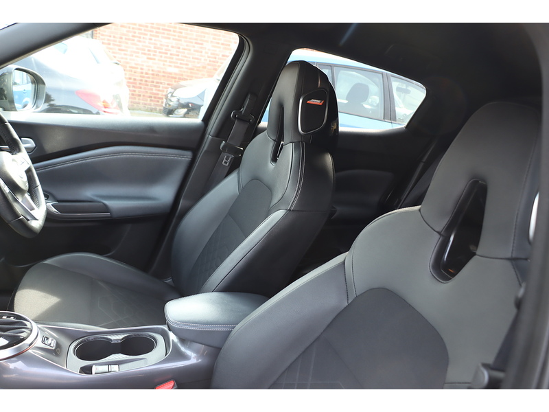 Nissan 1.0 DIG-T TEKNA SUV 5DR PETROL DCT AUTO HEATED SEATS SATNAV BLUETOOTH DAB STEREO APPLE CARPLAY/ANDROID AUTO PARKING AIDS 42000 MILES SH NO ULEZ CHARGE 72-74 Mitcham Road