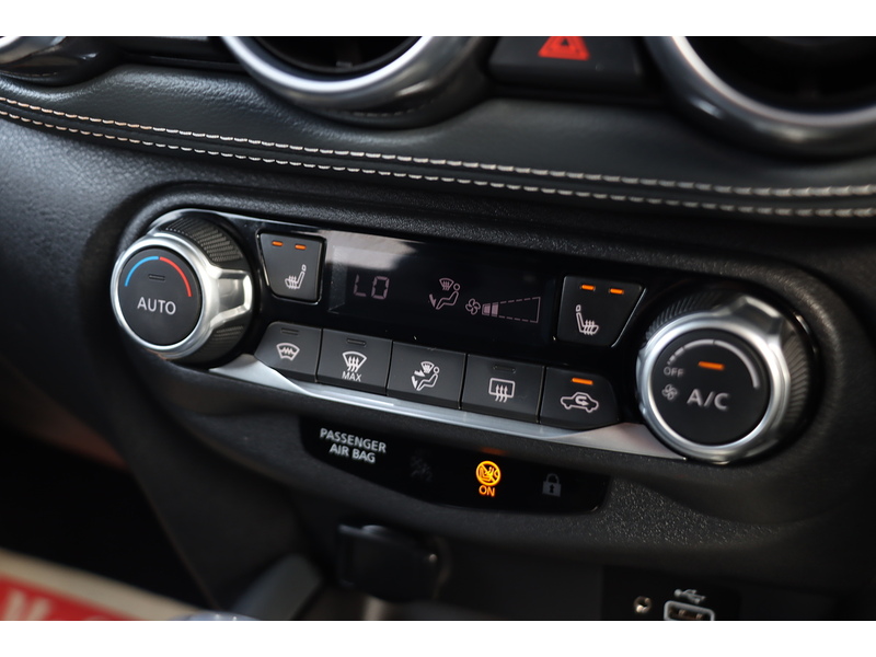 Nissan 1.0 DIG-T TEKNA SUV 5DR PETROL DCT AUTO HEATED SEATS SATNAV BLUETOOTH DAB STEREO APPLE CARPLAY/ANDROID AUTO PARKING AIDS 42000 MILES SH NO ULEZ CHARGE 72-74 Mitcham Road