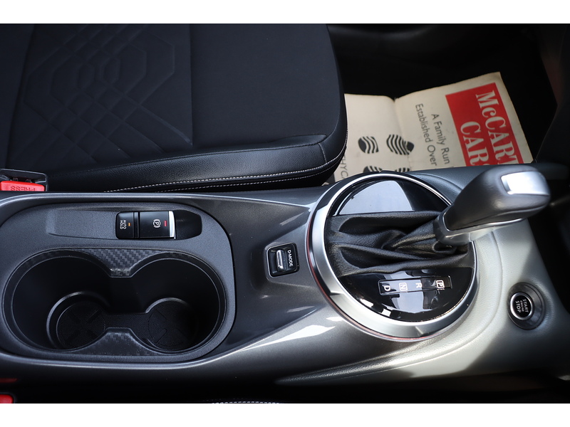 Nissan 1.0 DIG-T TEKNA SUV 5DR PETROL DCT AUTO HEATED SEATS SATNAV BLUETOOTH DAB STEREO APPLE CARPLAY/ANDROID AUTO PARKING AIDS 42000 MILES SH NO ULEZ CHARGE 72-74 Mitcham Road