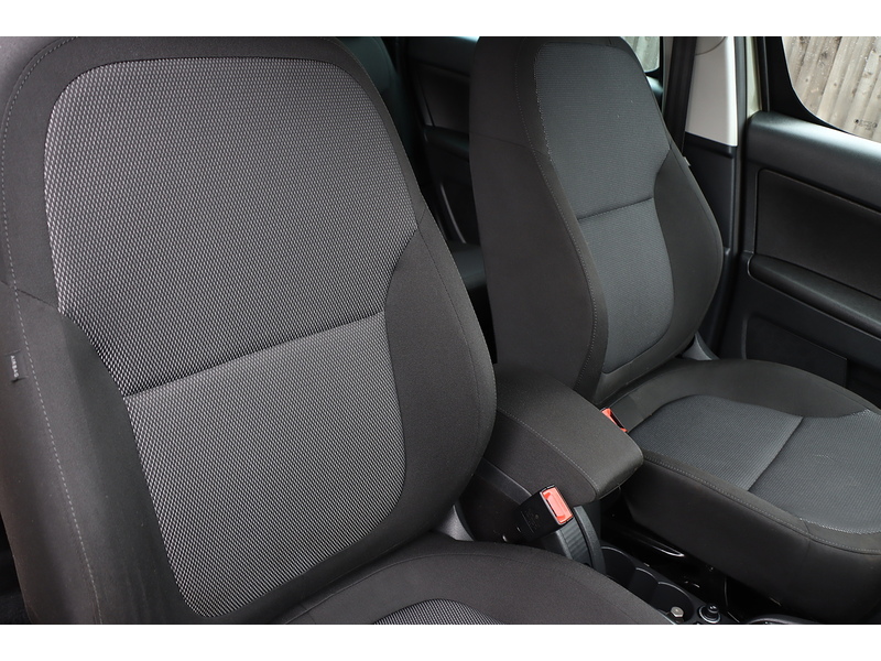 Skoda 1.2 TSI SE OUTDOOR 5DR PETROL DSG AUTO SAT NAV BLUETOOTH DAB STEREO PARKING AIDS JUST 2 OWNERS SAME OWNER FOR 3 YEARS ONLY 62000 MILES FSH 10 SERVICES 72-74 Mitcham Road