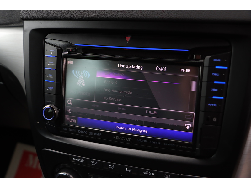 Skoda 1.2 TSI SE OUTDOOR 5DR PETROL DSG AUTO SAT NAV BLUETOOTH DAB STEREO PARKING AIDS JUST 2 OWNERS SAME OWNER FOR 3 YEARS ONLY 62000 MILES FSH 10 SERVICES 72-74 Mitcham Road