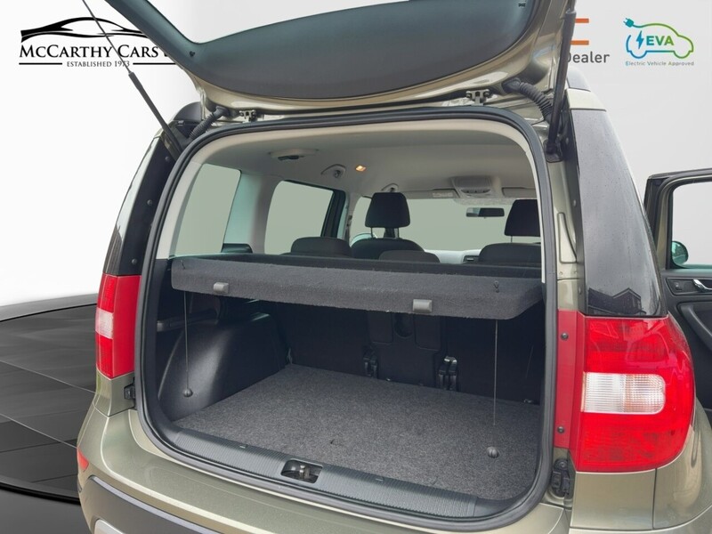 Skoda 1.2 TSI SE OUTDOOR 5DR PETROL DSG AUTO SAT NAV BLUETOOTH DAB STEREO PARKING AIDS JUST 2 OWNERS SAME OWNER FOR 3 YEARS ONLY 62000 MILES FSH 10 SERVICES 72-74 Mitcham Road