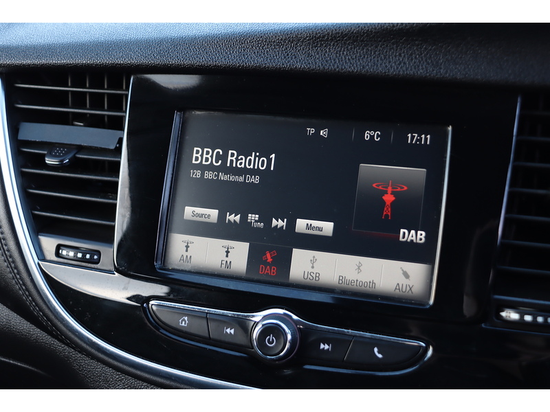 Vauxhall 1.4I TURBO ELITE SUV 5DR PETROL AUTO HEATED SEATS SATNAV BLUETOOTH DAB STEREO APPLE CARPLAY PARKING AIDS JUST 2 OWNERS ONLY 38000 MILES FSH 8 SERVICES 72-74 Mitcham Road