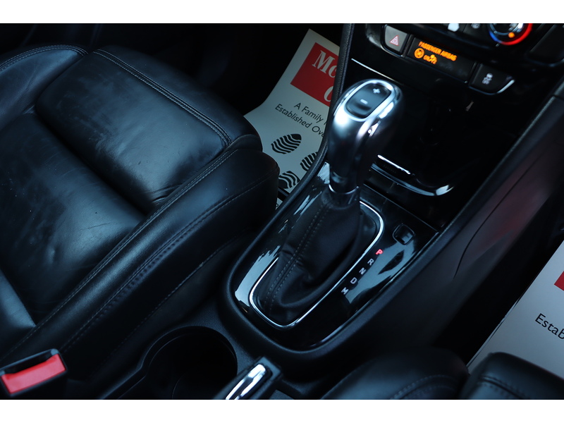 Vauxhall 1.4I TURBO ELITE SUV 5DR PETROL AUTO HEATED SEATS SATNAV BLUETOOTH DAB STEREO APPLE CARPLAY PARKING AIDS JUST 2 OWNERS ONLY 38000 MILES FSH 8 SERVICES 72-74 Mitcham Road