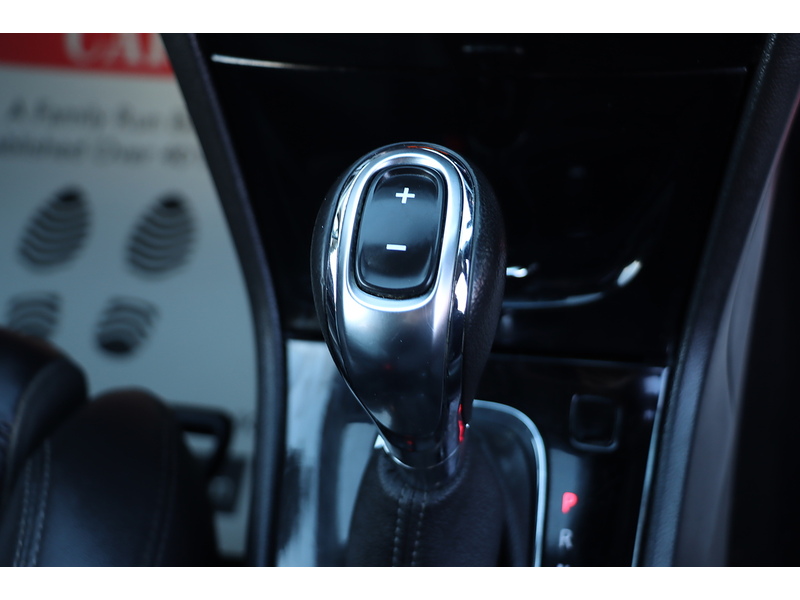 Vauxhall 1.4I TURBO ELITE SUV 5DR PETROL AUTO HEATED SEATS SATNAV BLUETOOTH DAB STEREO APPLE CARPLAY PARKING AIDS JUST 2 OWNERS ONLY 38000 MILES FSH 8 SERVICES 72-74 Mitcham Road