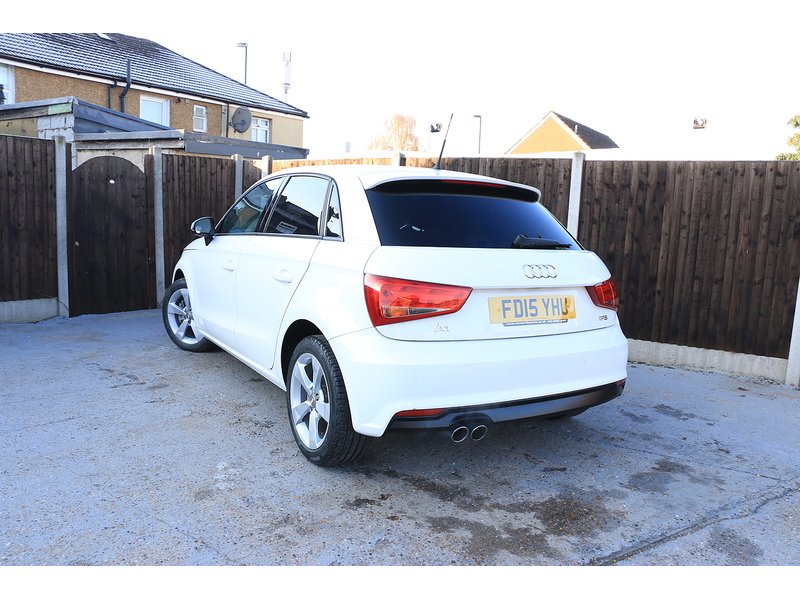 Audi 1.4 TFSI SPORT SPORTBACK 5DR PETROL S TRONIC AUTO SUNROOF HEATED SEATS SAT NAV BLUETOOTH DAB STEREO PARKING AIDS ONLY 29000 MILES FSH JUST £35 TO TAX 72-74 Mitcham Road
