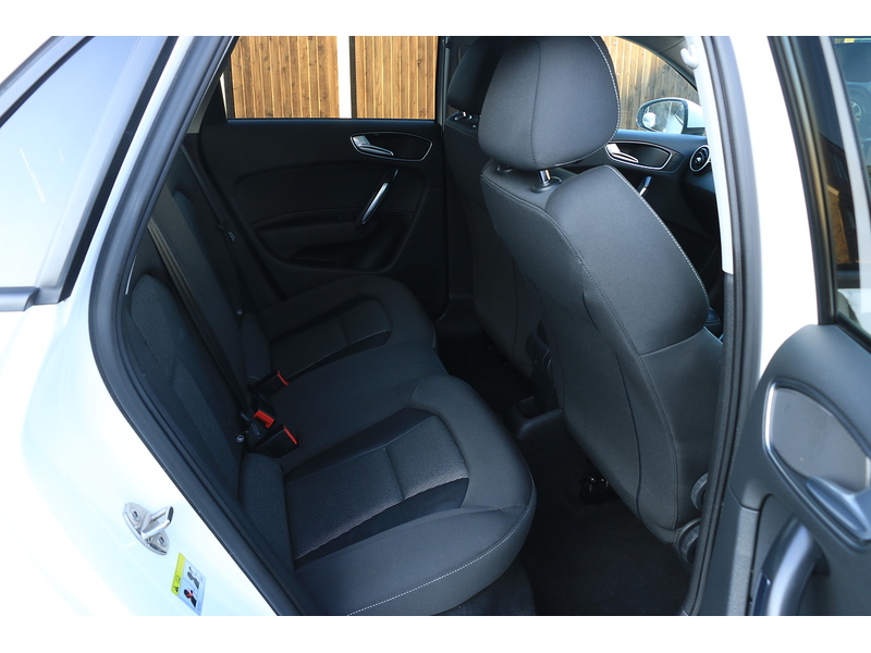 Audi 1.4 TFSI SPORT SPORTBACK 5DR PETROL S TRONIC AUTO SUNROOF HEATED SEATS SAT NAV BLUETOOTH DAB STEREO PARKING AIDS ONLY 29000 MILES FSH JUST £35 TO TAX 72-74 Mitcham Road