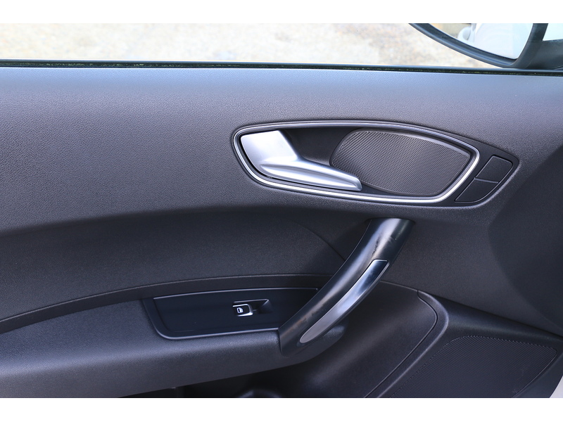 Audi 1.4 TFSI SPORT SPORTBACK 5DR PETROL S TRONIC AUTO SUNROOF HEATED SEATS SAT NAV BLUETOOTH DAB STEREO PARKING AIDS ONLY 29000 MILES FSH JUST £35 TO TAX 72-74 Mitcham Road