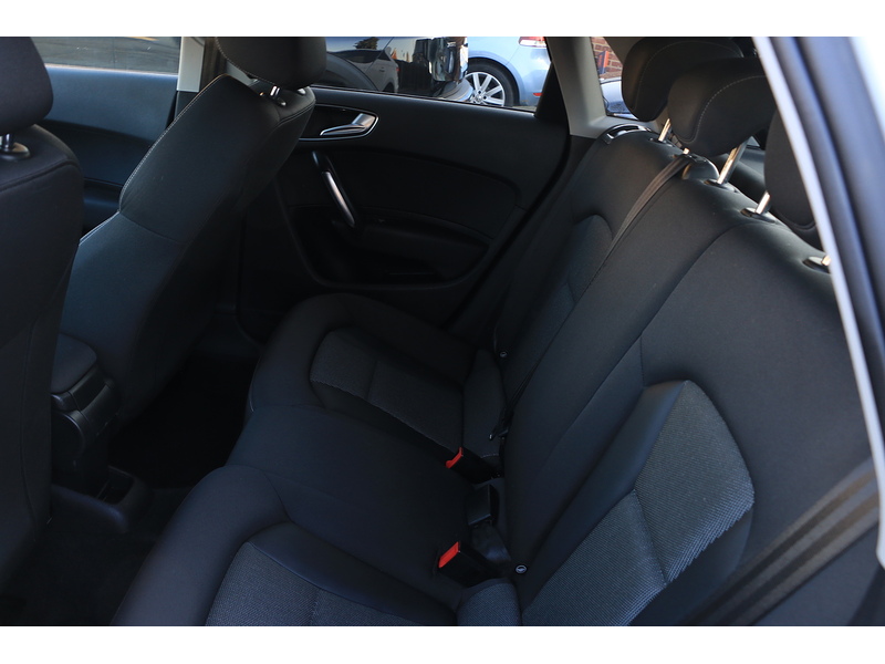 Audi 1.4 TFSI SPORT SPORTBACK 5DR PETROL S TRONIC AUTO SUNROOF HEATED SEATS SAT NAV BLUETOOTH DAB STEREO PARKING AIDS ONLY 29000 MILES FSH JUST £35 TO TAX 72-74 Mitcham Road