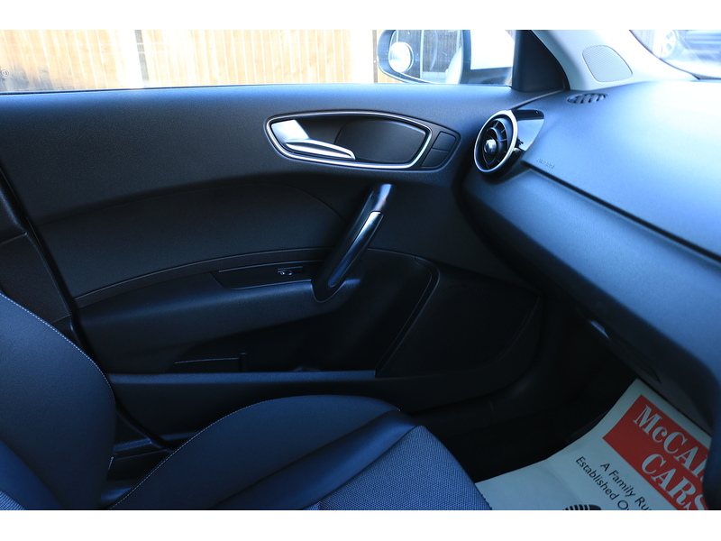 Audi 1.4 TFSI SPORT SPORTBACK 5DR PETROL S TRONIC AUTO SUNROOF HEATED SEATS SAT NAV BLUETOOTH DAB STEREO PARKING AIDS ONLY 29000 MILES FSH JUST £35 TO TAX 72-74 Mitcham Road