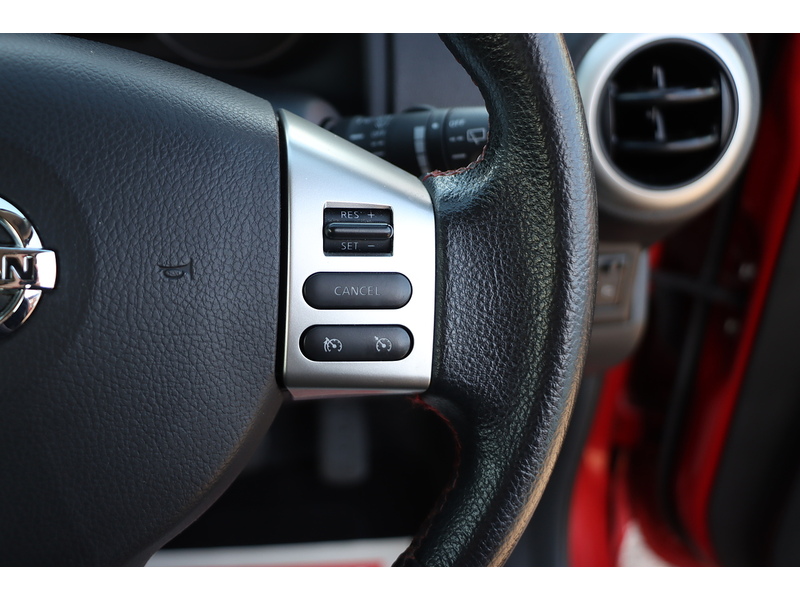 Nissan 1.6 16V ACENTA HATCHBACK 5DR PETROL AUTO STEREO CD PLAYER AUX INPUT AIC CONDITIONING SAME OWNER FOR 10 YEARS ONLY 50000 MILES SH NO ULEZ CHARGE 72-74 Mitcham Road