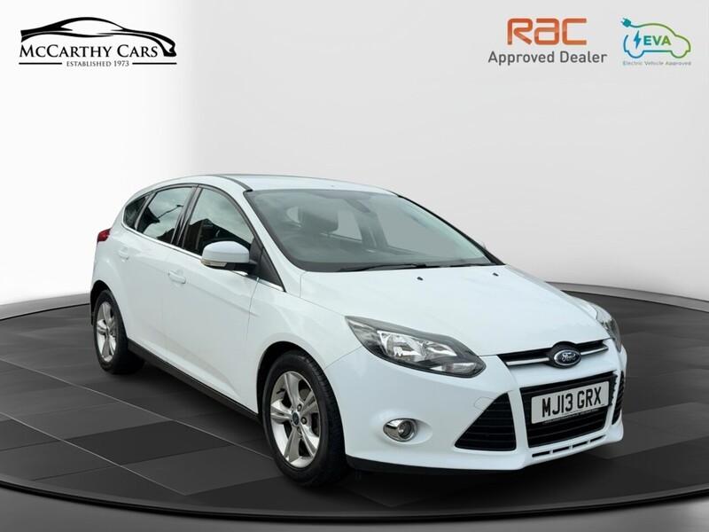Ford 1.6 ZETEC HATCHBACK 5DR PETROL POWERSHIFT AUTO BLUETOOTH DAB STEREO CD PLAYER USB INPUT PARKING AIDS ONLY 24000 MILES FSH 9 SERVICES NO ULEZ CHARGE 72-74 Mitcham Road