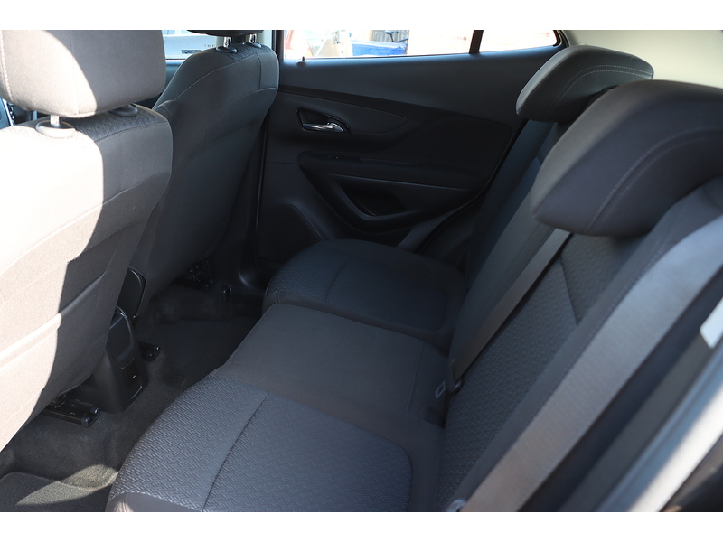 Vauxhall 1.4I TURBO DESIGN NAV SUV 5DR PETROL AUTO SATNAV BLUETOOTH DAB RADIO APPLE CARPLAY PARKING AIDS SAME OWNER FOR 3 YEARS ONLY 55000 MILES FSH 7 SERVICES 72-74 Mitcham Road