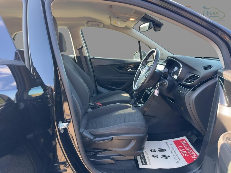 Vauxhall 1.4I TURBO DESIGN NAV SUV 5DR PETROL AUTO SATNAV BLUETOOTH DAB RADIO APPLE CARPLAY PARKING AIDS SAME OWNER FOR 3 YEARS ONLY 55000 MILES FSH 7 SERVICES 72-74 Mitcham Road