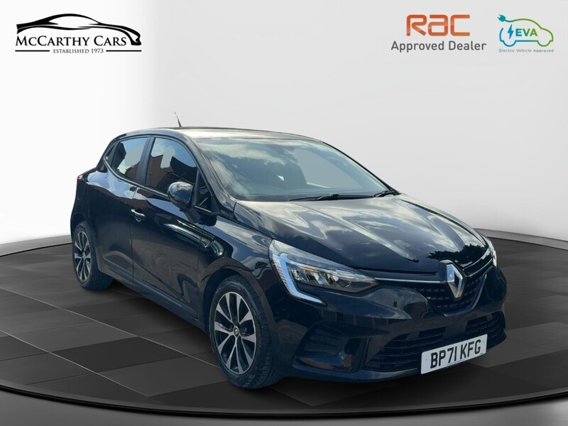 Renault 1.0 TCE ICONIC HATCHBACK 5DR PETROL MANUAL SATNAV BLUETOOTH DAB STEREO USB INPUT PARKING AIDS JUST 1 OWNER FROM NEW ONLY 30000 MILES SH NO ULEZ CHARGE 72-74 Mitcham Road