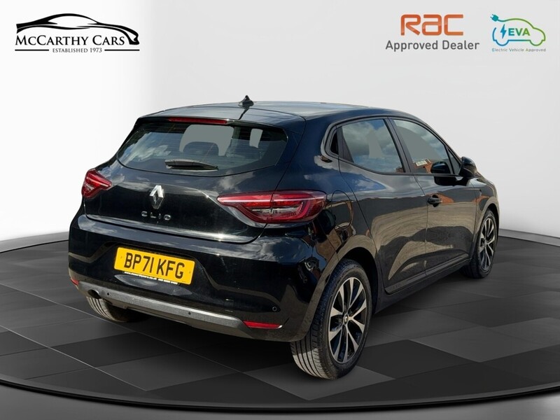 Renault 1.0 TCE ICONIC HATCHBACK 5DR PETROL MANUAL SATNAV BLUETOOTH DAB STEREO USB INPUT PARKING AIDS JUST 1 OWNER FROM NEW ONLY 30000 MILES SH NO ULEZ CHARGE 72-74 Mitcham Road
