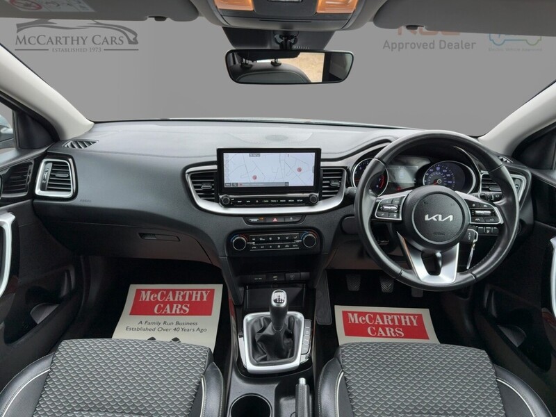 Kia 1.5 T-GDI 3 SPORTSWAGON 5DR PETROL MANUAL SAT NAV BLUETOOTH DAB STEREO APPLE CARPLAY REAR CAMERA WITH PARKING AIDS JUST 2 OWNERS ONLY 34000 MILES SH 72-74 Mitcham Road