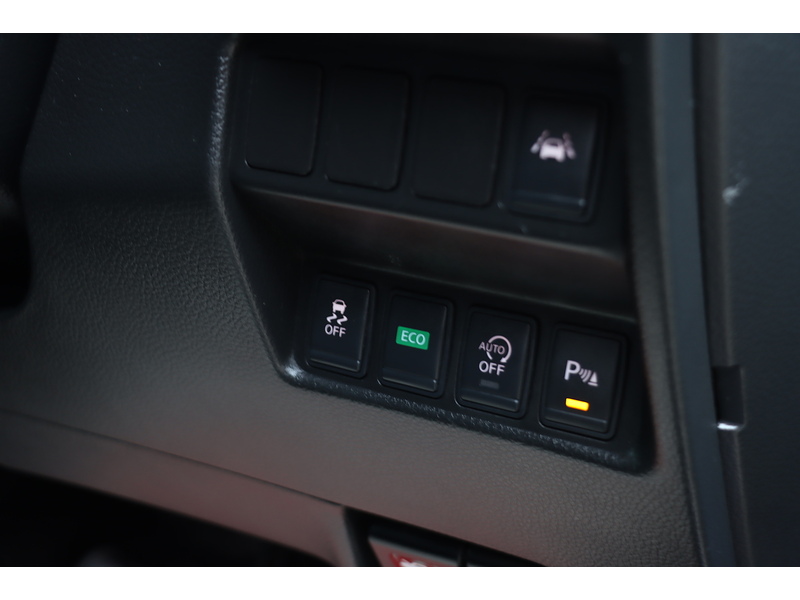 Nissan 1.2 DIG-T Tekna SUV 5dr Petrol XTRON 2WD Euro 6 (s/s) (115 ps) 72-74 Mitcham Road