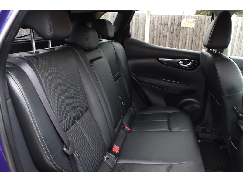 Nissan 1.2 DIG-T Tekna SUV 5dr Petrol XTRON 2WD Euro 6 (s/s) (115 ps) 72-74 Mitcham Road