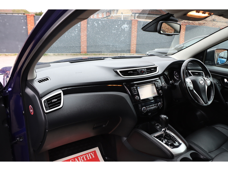 Nissan 1.2 DIG-T Tekna SUV 5dr Petrol XTRON 2WD Euro 6 (s/s) (115 ps) 72-74 Mitcham Road