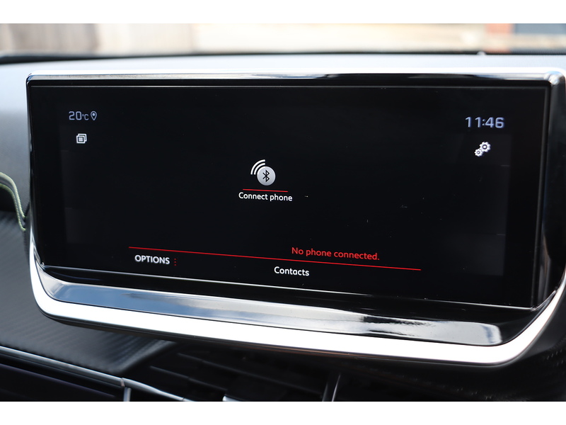 Peugeot 1.2 PURETECH GT SUV 5DR PETROL EAT AUTO HEATED SEATS SAT NAV BLUETOOTH DAB STEREO APPLE CARPLAY REAR CAMERA PARKING AIDS 1 OWNER ONLY 64000 MILES SH 72-74 Mitcham Road