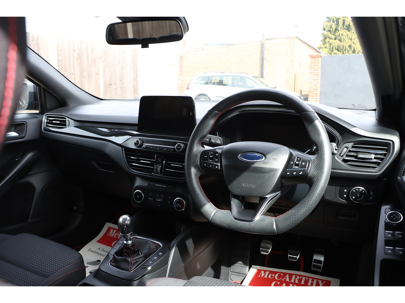 Ford 1.0T ECOBOOST ST-LINE HATCHBACK 5DR PETROL MANUAL SAT NAV BLUETOOTH DAB STEREO APPLE CARPLAY PARKING AIDS 2 OWNERS ONLY 58000 MILES SH NO ULEZ CHARGE 72-74 Mitcham Road
