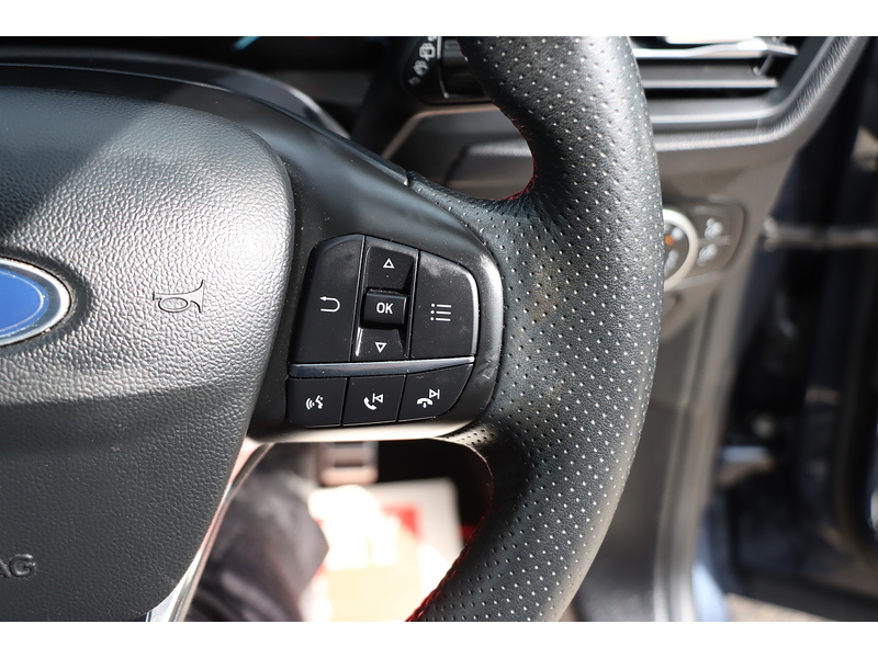 Ford 1.0T ECOBOOST ST-LINE HATCHBACK 5DR PETROL MANUAL SAT NAV BLUETOOTH DAB STEREO APPLE CARPLAY PARKING AIDS 2 OWNERS ONLY 58000 MILES SH NO ULEZ CHARGE 72-74 Mitcham Road
