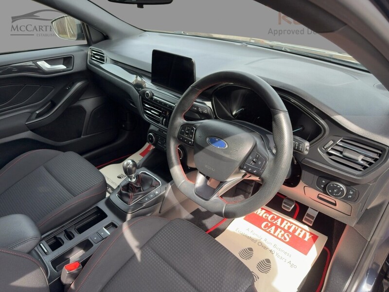 Ford 1.0T ECOBOOST ST-LINE HATCHBACK 5DR PETROL MANUAL SAT NAV BLUETOOTH DAB STEREO APPLE CARPLAY PARKING AIDS 2 OWNERS ONLY 58000 MILES SH NO ULEZ CHARGE 72-74 Mitcham Road