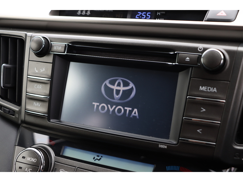 Toyota 2.0 V-Matic Icon SUV 5dr Petrol Multidrive S 4WD Euro 6 (s/s) (151 ps) 72-74 Mitcham Road